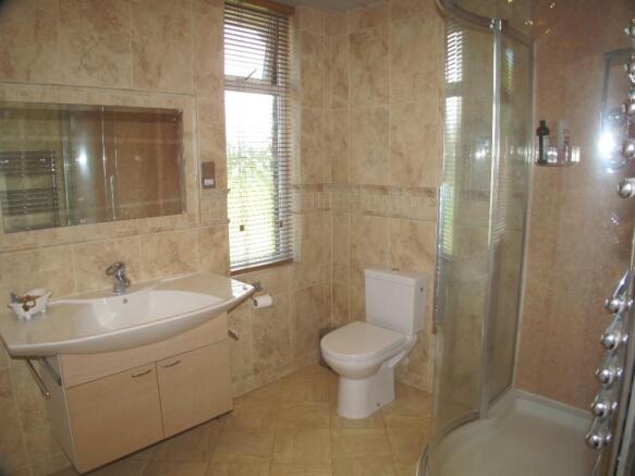 House Bathroom/Wc