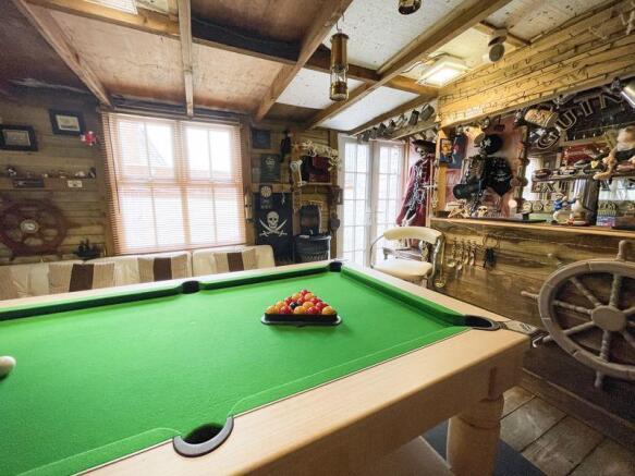 Garden Room 