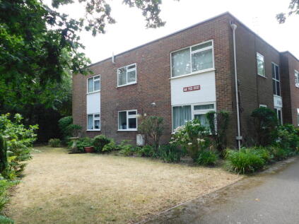 Oaktree Court, Stour Way, Christchurch,