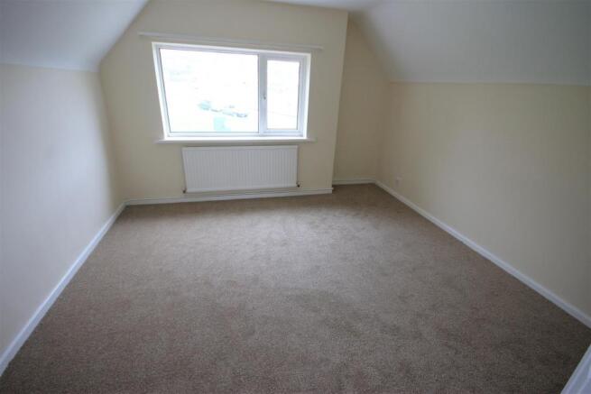 Bedroom 2.JPG