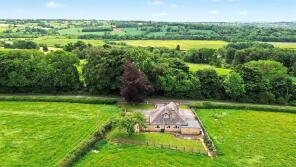 Woodhead, Calwich Bank, Ashbourne DE6 2HE