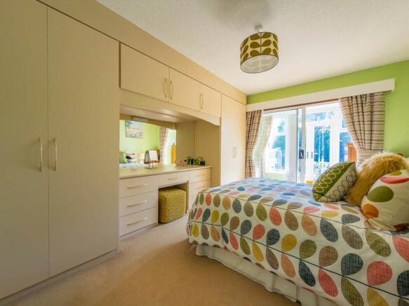 2 bed Detached Bungalow for sale Image 6