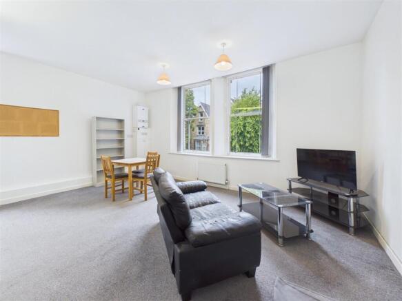 CAM04279G0-PR0457-STILL011.jpg