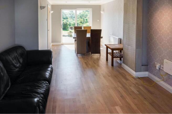Lounge/Dining Room