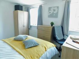 12, Cossack Green, Southampton SO14 1LG