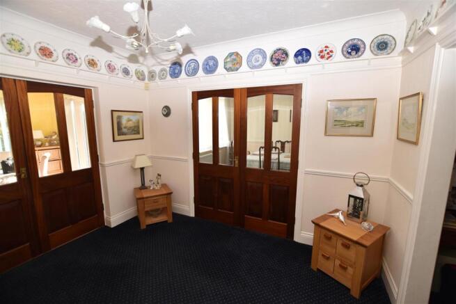 SPACIOUS RECEPTION HALL