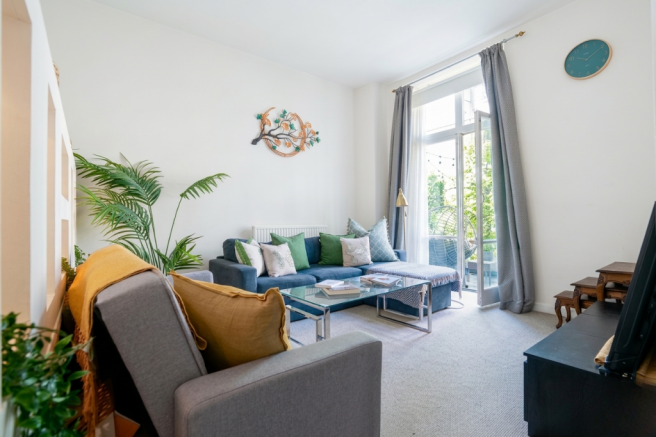 2 Bed 2 Bath with Private Sun Terrace