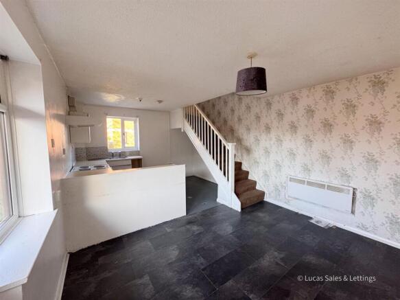 13 Arundel Ct Kettering-16.jpg