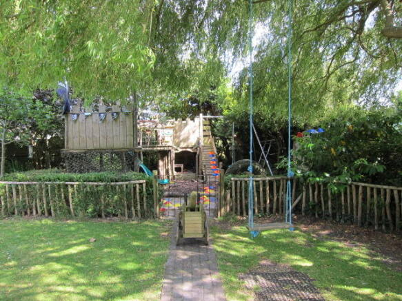 Photo 13