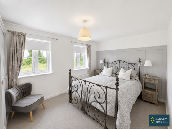 4 bed Detached for sale Image 12