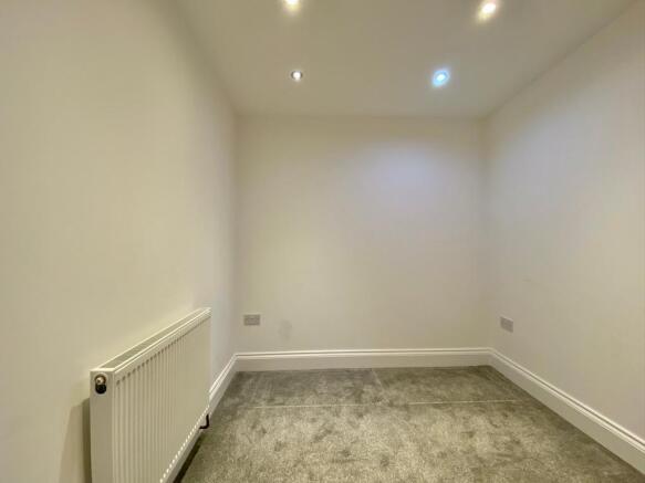 Halsall Ln - 