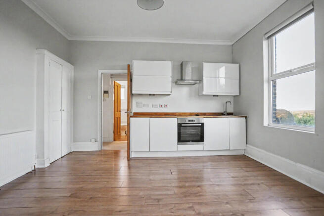 Flat 3, 31 Ewelme Road, Forest Hill, London SE23 3BQ