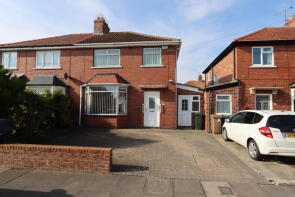 7, Hatherton Avenue, Cullercoats NE30 3LG