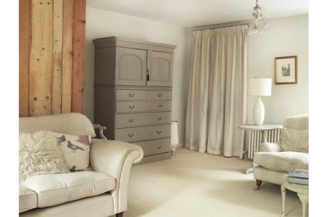 4.Sitting Room