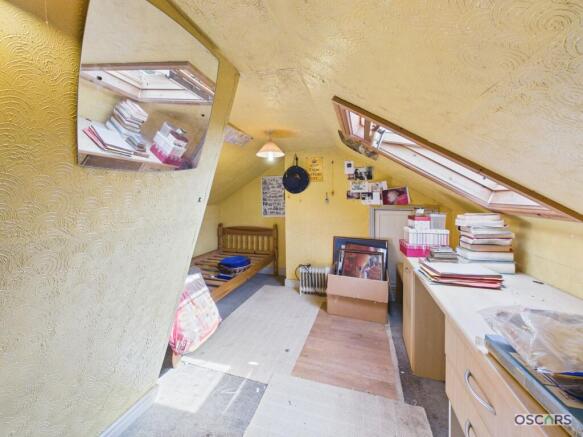 3 bed Semi-Detached for sale Image 11