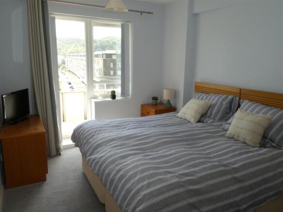 bed1.JPG