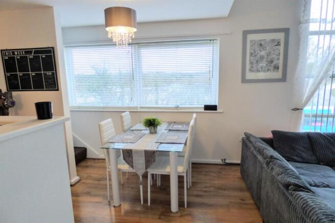 Living Room Area 3