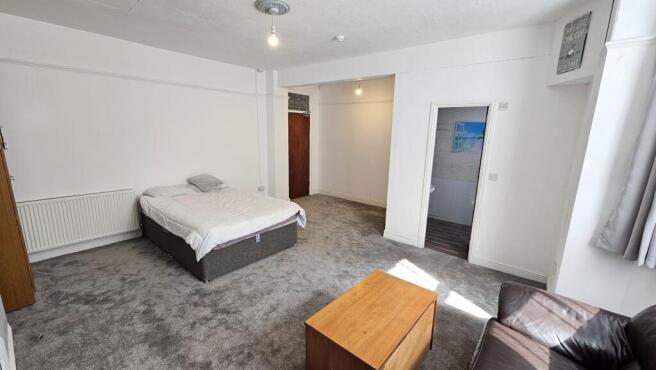 House of Multiple Occupation for sale Image 12