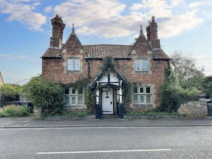 High Road, Manthorpe, NG31