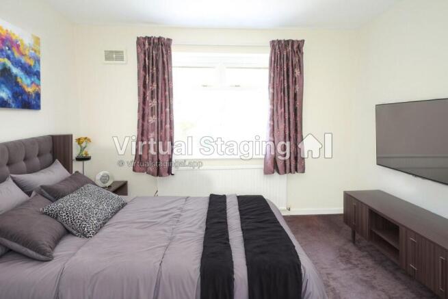 3 bed Semi-Detached for sale Image 4