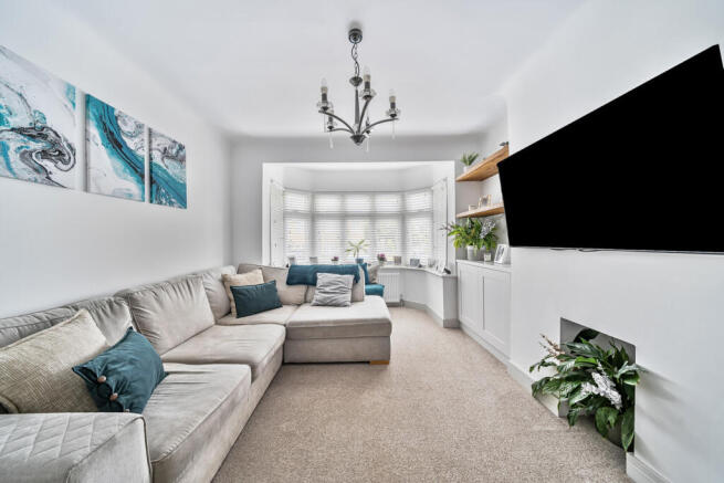 1298023-1-68309f8...