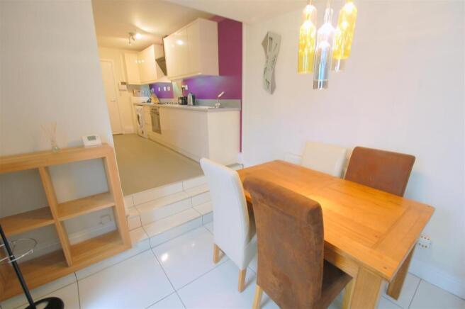 Sitting/Dining Room