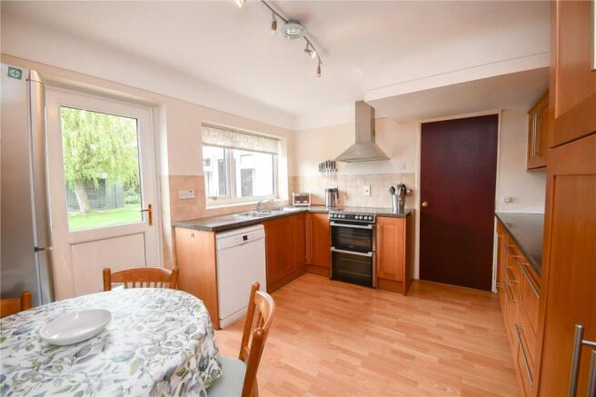 Wheatland Road, Heswall, Wirral photo 4