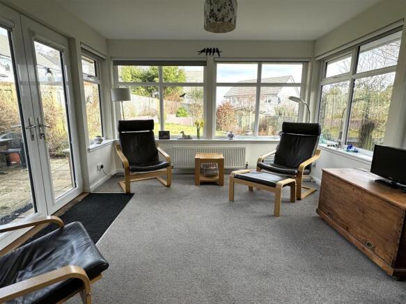 GARDEN ROOM.JPG