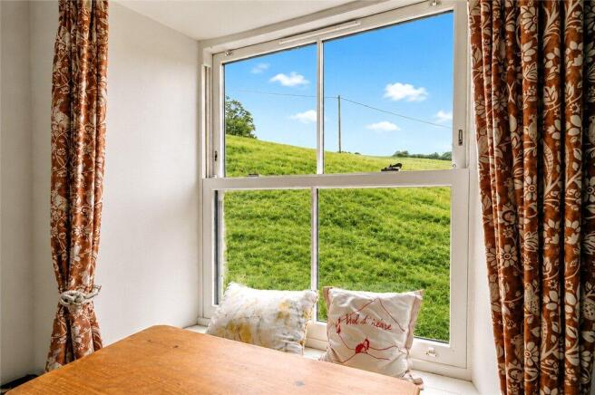 3 bed Terraced for sale Image 7