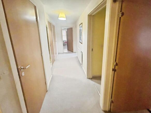 f4366f39-WhatsApp...