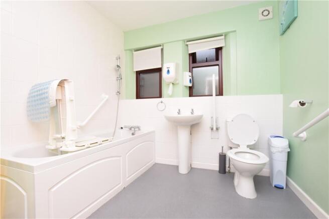 Photo 11