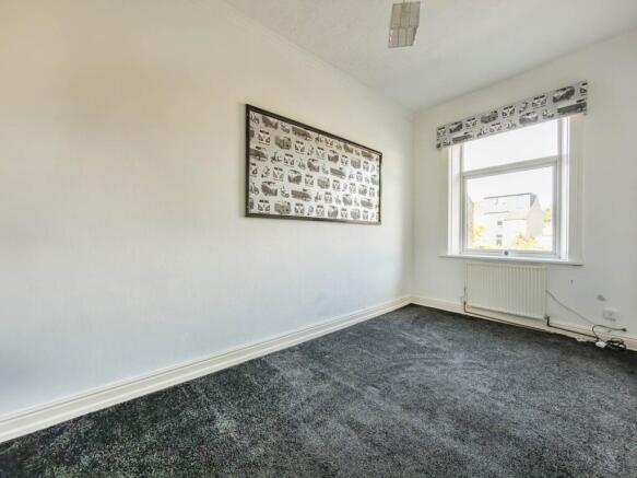 2 bed Terraced for sale Image 11