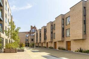 23, Vinery Way, London W6 0LQ