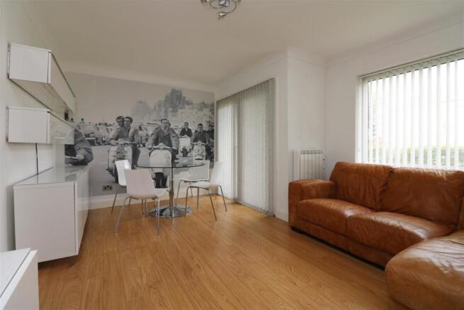 Sitting / Dining Room