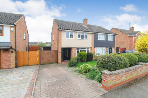 Mendip Crescent, Bedford, MK41