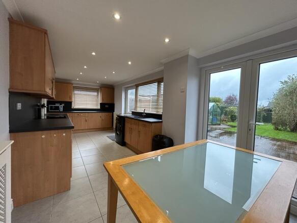 23 Lime Kiln Kitchen Diner.jpg