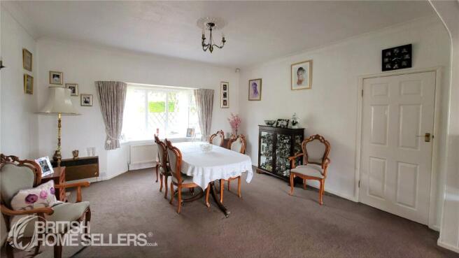 3 bed Detached for sale Image 5
