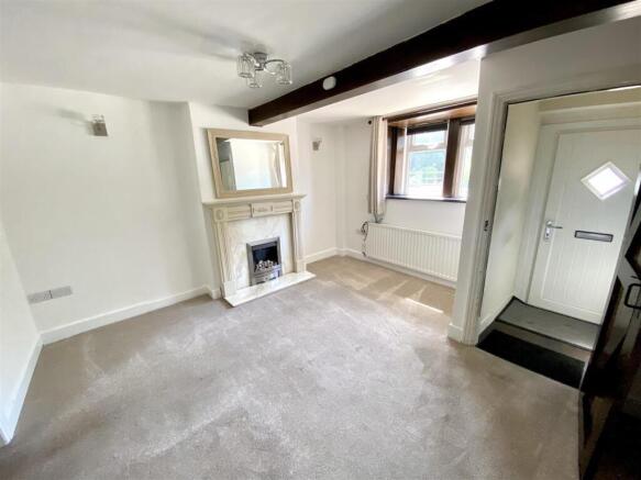 1 bed Terraced to rent Image 6
