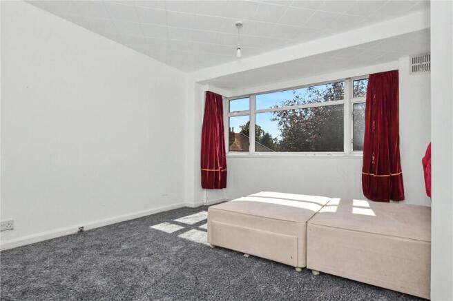 3 bed Semi-Detached for sale Image 6