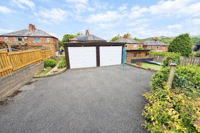 3 bed Semi-Detached for sale Image 11
