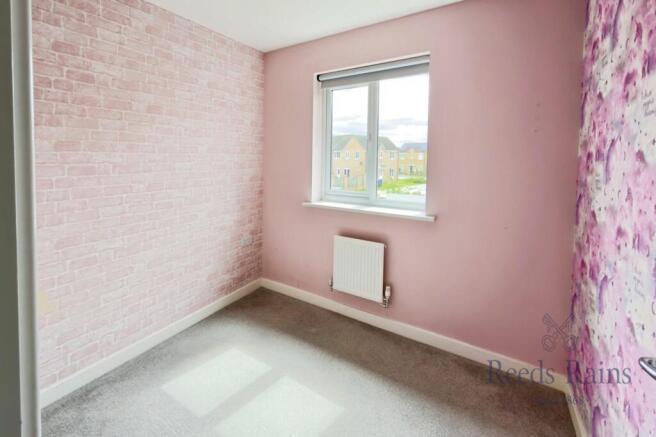 3 bed Semi-Detached to rent Image 9