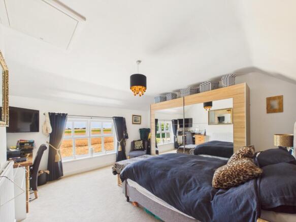 4 bed End of Terrace for sale Image 12