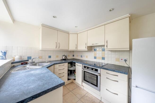 2 bed Terraced for sale Image 4