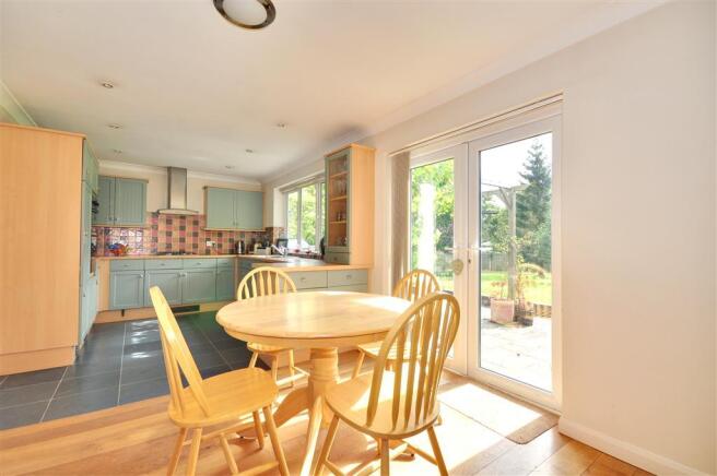 Kitchen/Breakfast Room