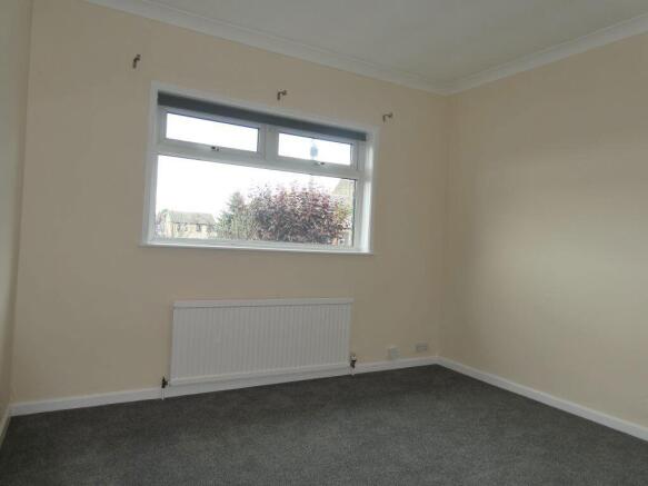 3 bed Semi-Detached to rent Image 10