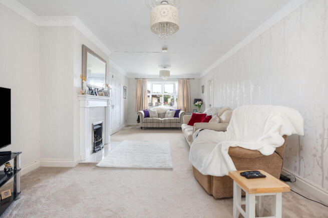 1 Eleanora Gardens