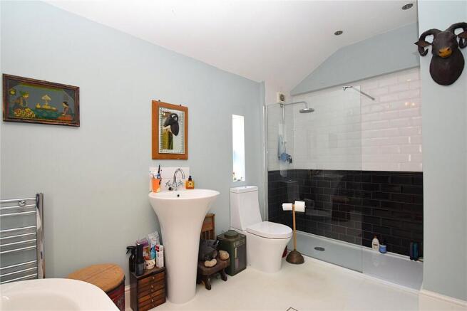 2 bed Terraced for sale Image 9