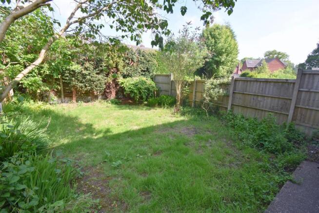 GARDEN.JPG