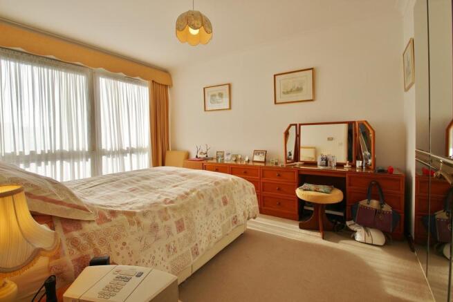 Bedroom 1.JPG
