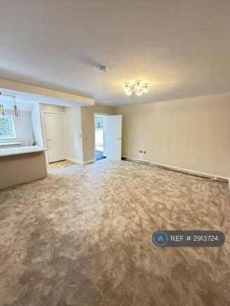 2 bed Flat to rent Image 7